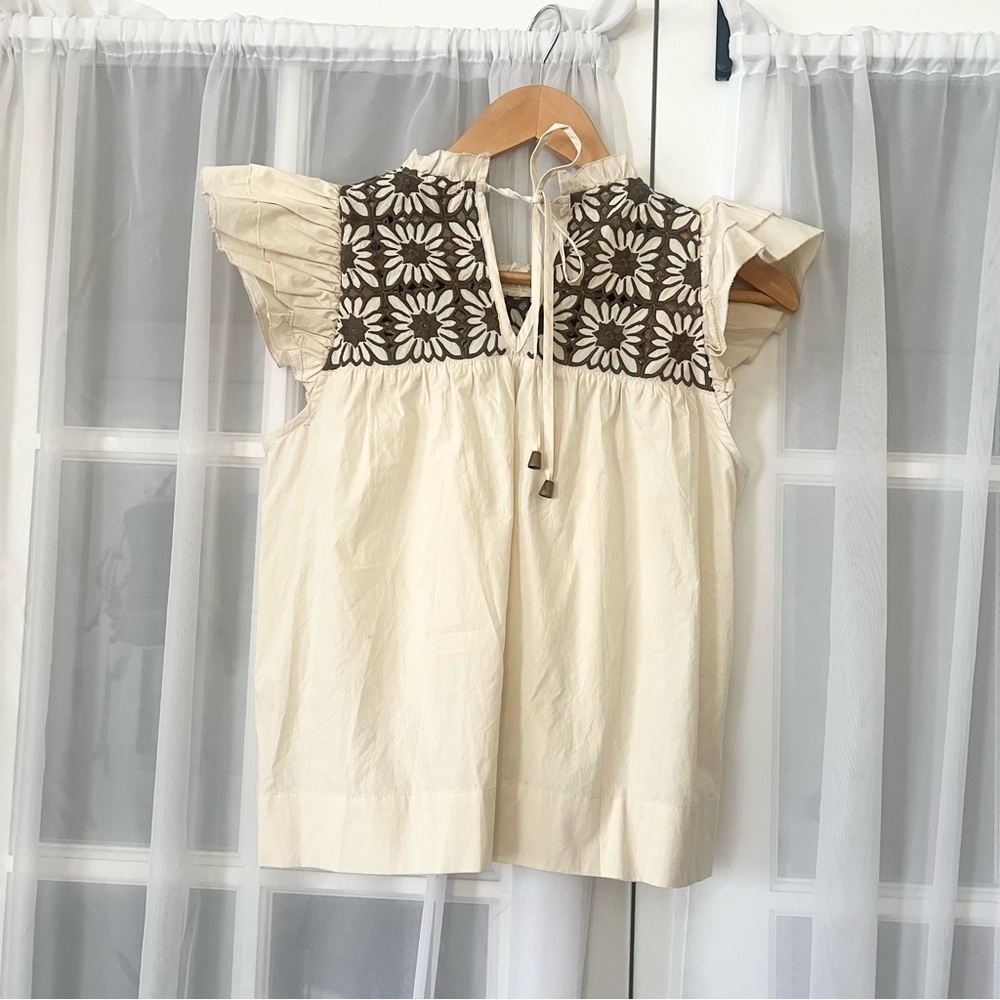 Anthropologie LOVE THE LABEL Sonora Flutter Sleeve Eyelet Top Cloud Cream Sz XS - Picture 6 of 10